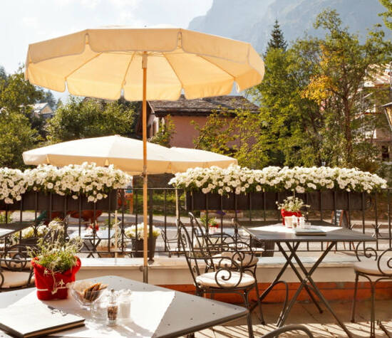 Beispiel: Terrasse, Foto: Hotel Edelweiss.